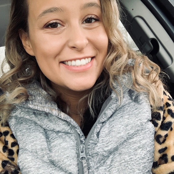 Meet your Posher, Kristen - Picture 13 of 14